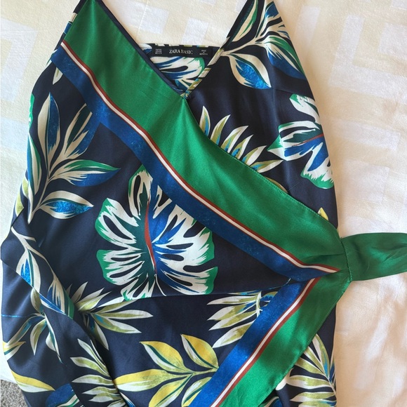 Zara Floral Garden Dress - Picture 5 of 6